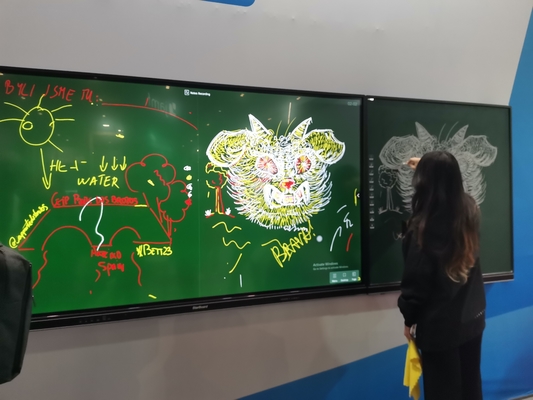 Kích thước lớn tất cả trong một bảng trắng tương tác Smart Recording bảng cảm ứng cho trường học