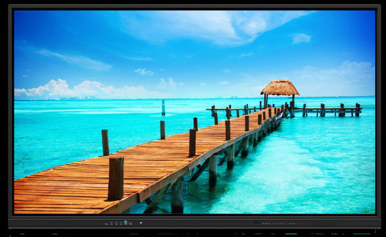 Màn hình cảm ứng nhạy cảm với công nghệ cảm ứng hồng ngoại và độ phân giải Ultra HD 4K 3840 * 2160