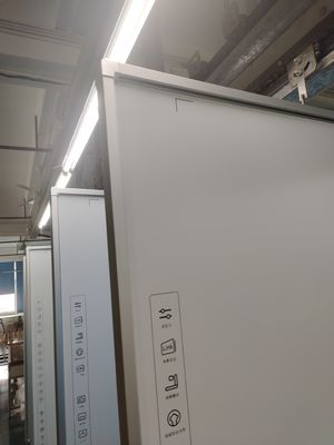 Bảng trắng tương tác cảm ứng hồng ngoại 20 điểm bề mặt gốm hoặc nhựa bóng trực tiếp từ nhà máy, bảng cảm ứng thông minh với 22 phím nóng mỗi bên để điều hướng nhanh chóng và dễ dàng, bảng trắng giáo dục trường học.