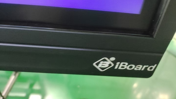 IBoard Factory Sản xuất bán buôn màn hình cảm ứng tương tác 2mm Độ chính xác 15W * 2 hoặc 20W * 2 loa và chiếu màn hình không dây Bảng trắng tương tác
