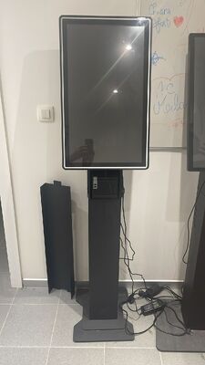 23.8 27 32 inch sàn đứng Digital Signage Display Quảng cáo sàn đứng Kiosk