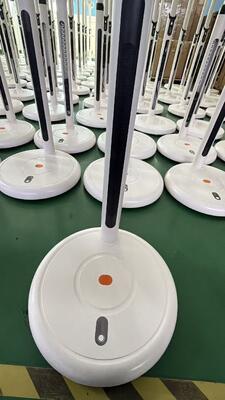 23.8 inch Wireless Smart Screen TV với 10 điểm cảm ứng dung lượng và pin tích hợp (5-6H)